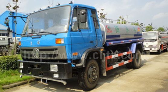 東風(fēng)145多功能灑水車