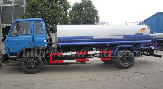 東風(fēng)153灑水車