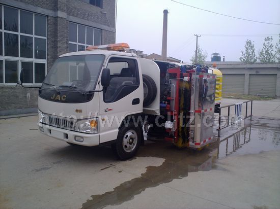 江淮護欄清洗車