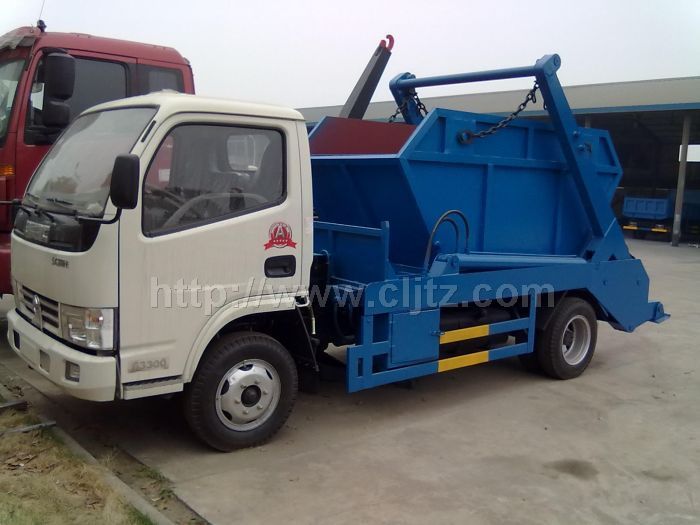 CLW5040BZL3擺臂式垃圾車(chē)